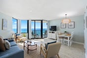 Sunbird #1004E, 1BR/1BA, Beachfront with Amazing Views!