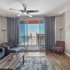 Shores of Panama #2328 3BR+Bunk/3BA w/Parking