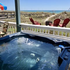 Beach House,3BR/2.5BA, Sleeps 12, Pets OK!