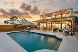 Seas the Day", 5BR/6BA, Sleeps 22, Luxury Beach House - Image 2