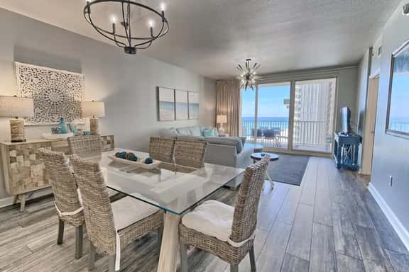 Shores of Panama #1028, 3BR+Bunk/3BA, with Parking - Image 1