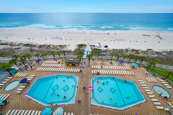 Summit #129, 1BR+BK/2BA, 1st Floor! - Image 1