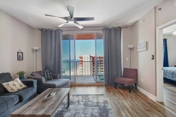 Shores of Panama #2328 3BR+Bunk/3BA w/Parking - Image 1