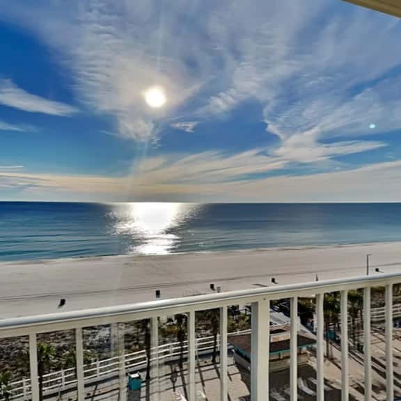 Summit #722. 1BR+BK/2BA, Beachfront! - Image 1