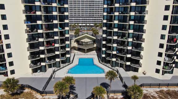 Sunbird #1004E, 1BR/1BA, Beachfront with Amazing Views! - Image 2