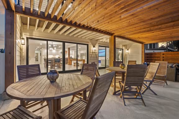 Seas the Day", 5BR/6BA, Sleeps 22, Luxury Beach House - Image 4