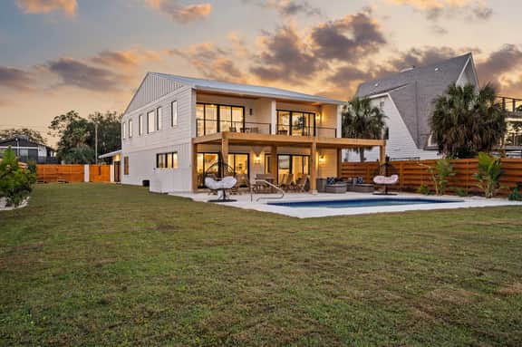 Seas the Day", 5BR/6BA, Sleeps 22, Luxury Beach House - Image 3